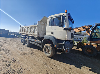 Kipper vrachtwagen MAN TGA 26.410