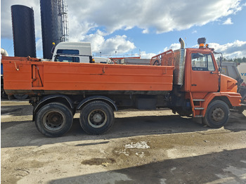 Kipper vrachtwagen SISU