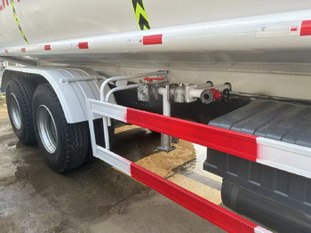 Tankwagen howo 371: afbeelding 4