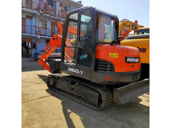 Rupsgraafmachine DOOSAN DH60