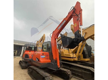 Rupsgraafmachine DOOSAN DX60
