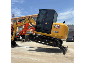 Graafmachine CATERPILLAR 306E