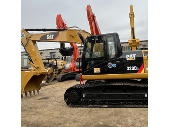 Graafmachine CATERPILLAR 320D