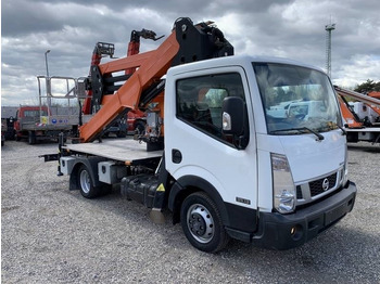 Vrachtwagen hoogwerker NISSAN