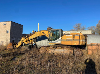 Rupsgraafmachine CASE