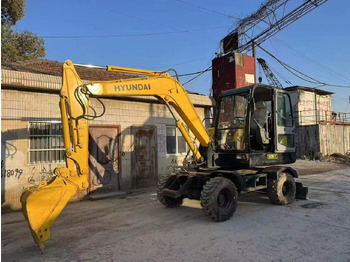 Mobiele graafmachine HYUNDAI