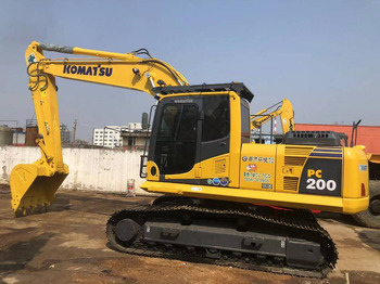 Rupsgraafmachine KOMATSU PC200-8