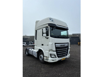 Trekker DAF XF 106 530