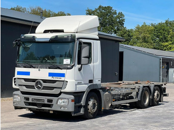Containertransporter/ Wissellaadbak vrachtwagen Mercedes-Benz Actros 2541L 6x2 BDF-Fahgestell: afbeelding 1