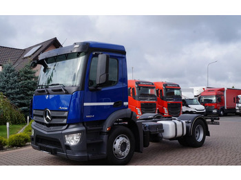 Chassis vrachtwagen MERCEDES-BENZ Antos 1824