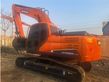 Rupsgraafmachine DOOSAN DX225LC