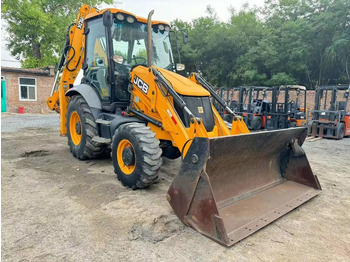 Mobiele graafmachine JCB 3CX