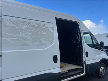 Gesloten bestelwagen Iveco 35C16: afbeelding 5
