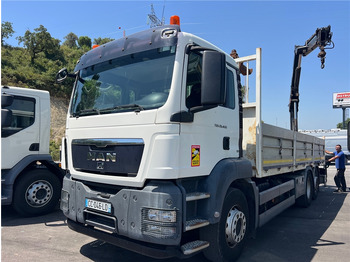 Vrachtwagen met open laadbak MAN TGS 26.400
