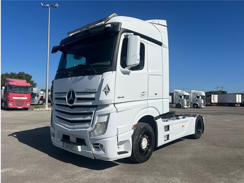 Trekker MERCEDES-BENZ Actros 1845
