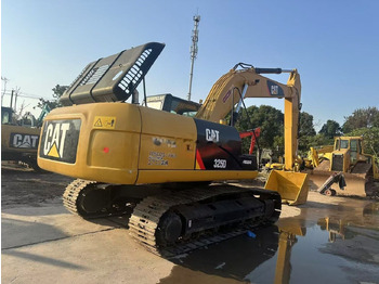 Rupsgraafmachine CATERPILLAR 325D