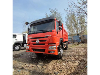Kipper vrachtwagen HOWO 371 6X4: afbeelding 3