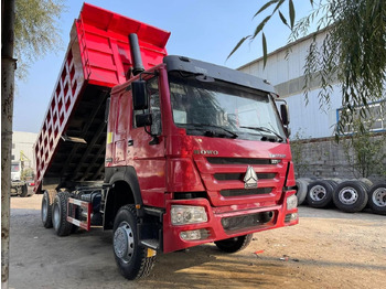 Kipper vrachtwagen SINOTRUK HOWO