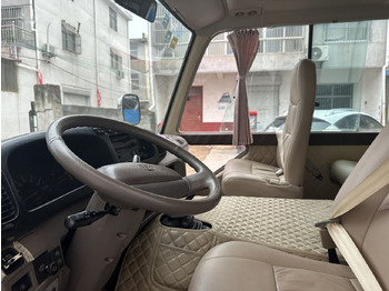 Stadsbus Toyota diesel Coaster: afbeelding 2 Stadsbus Toyota diesel Coaster: afbeelding 2