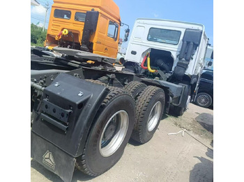 Trekker Howo 371: afbeelding 4 Trekker Howo 371: afbeelding 4