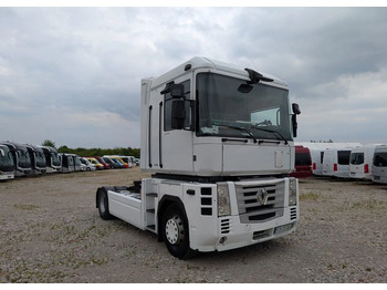 Trekker RENAULT Magnum