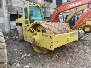 Schapenpootwals/ Grondverdichter BOMAG BW217D: afbeelding 2