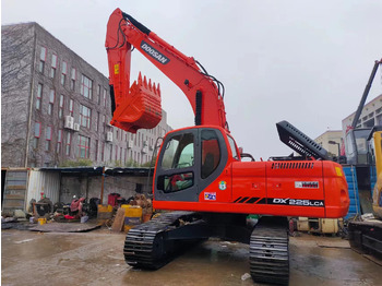 Rupsgraafmachine DOOSAN DX225LCA: afbeelding 2