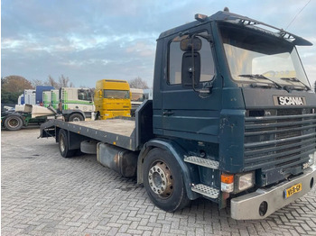 Vrachtwagen met open laadbak SCANIA R113