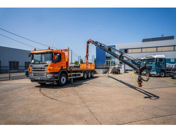 Vrachtwagen met open laadbak SCANIA P 410