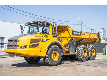 Zelfrijdende kiepwagen VOLVO A25F