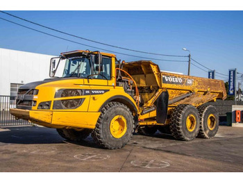 Zelfrijdende kiepwagen VOLVO A25G