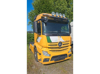 Trekker MERCEDES-BENZ Actros 1843