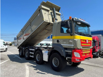 Kipper vrachtwagen TATRA