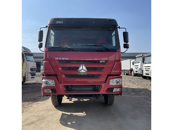 Vrachtwagen SINOTRUK HOWO