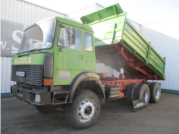 Kipper vrachtwagen IVECO Magirus