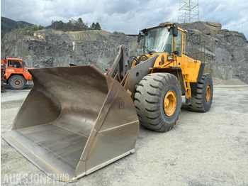 Wiellader VOLVO L220E
