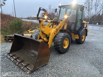 Wiellader 2010 CAT 906H HJULLASTER. 1596TIMER. SKUFFE. TELLEFSDAL VPL PLOG. HOLMS FEIEKOST. CAT PALLEGAFFLER: afbeelding 2 Wiellader 2010 CAT 906H HJULLASTER. 1596TIMER. SKUFFE. TELLEFSDAL VPL PLOG. HOLMS FEIEKOST. CAT PALLEGAFFLER: afbeelding 2