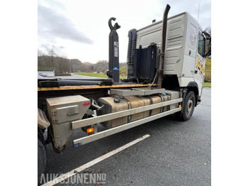 Haakarmsysteem vrachtwagen 2012 Volvo FH12 krokbil med Hiab krok og brøyteplate – 521 hk – EU-godkjent til 09/2026: afbeelding 3 Haakarmsysteem vrachtwagen 2012 Volvo FH12 krokbil med Hiab krok og brøyteplate – 521 hk – EU-godkjent til 09/2026: afbeelding 3