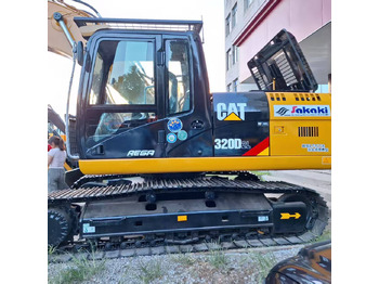 Rupsgraafmachine CATERPILLAR 320D2