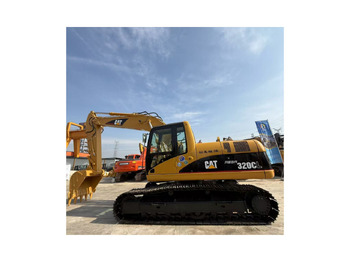 Rupsgraafmachine CATERPILLAR 320CL