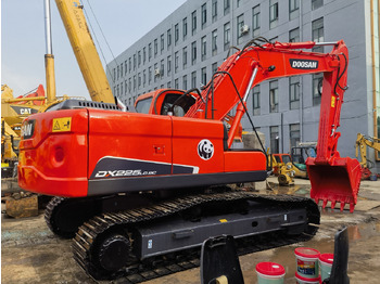 Rupsgraafmachine DOOSAN DX225LC