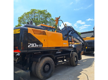 Mobiele graafmachine HYUNDAI