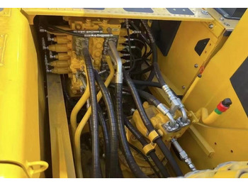 Leasing Komatsu PC 200-8 Komatsu PC 200-8: afbeelding 3 Leasing Komatsu PC 200-8 Komatsu PC 200-8: afbeelding 3