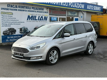 Personenwagen FORD