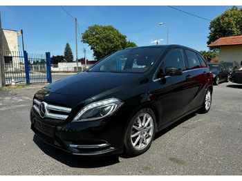 Personenwagen MERCEDES-BENZ