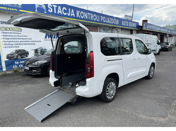 Personenwagen OPEL
