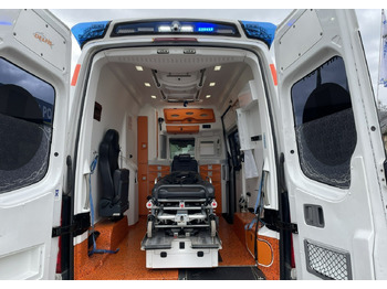 Ambulance Volkswagen Crafter Crafter 2.0-163KM Karetka Ambulans Wyposażony Model 2016: afbeelding 2