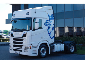 Trekker SCANIA R 450