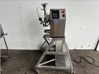 Voedselverwerkende machine