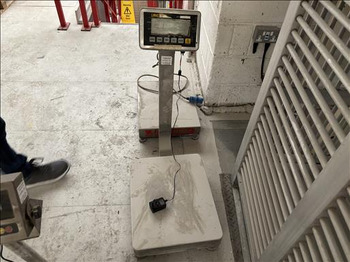 Voedselverwerkende machine